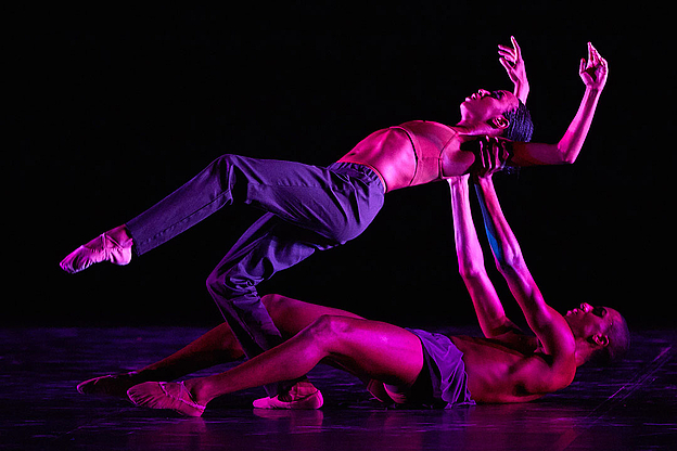 Toti Ferrer, photography of dance, Peralada, Girona